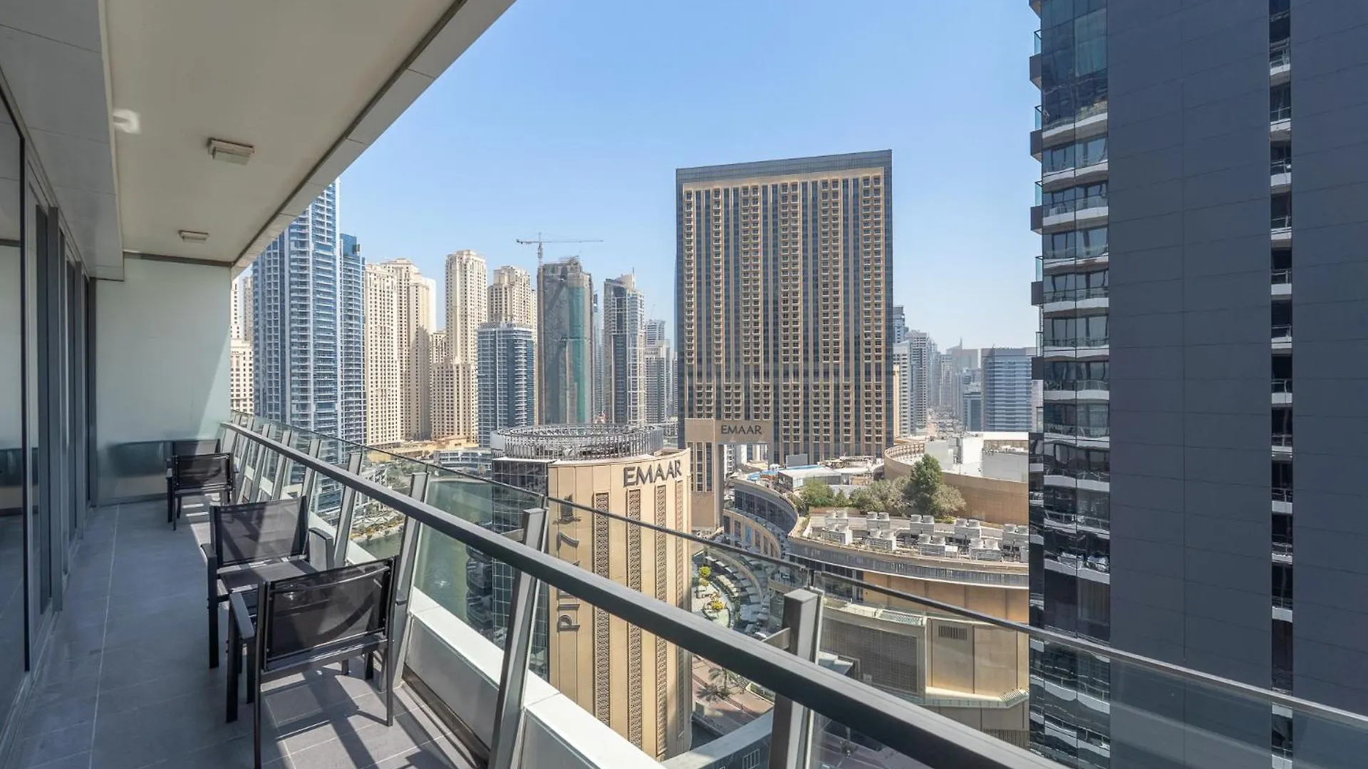Contemporary 2-Bedroom Apartment In Silverene Dubai