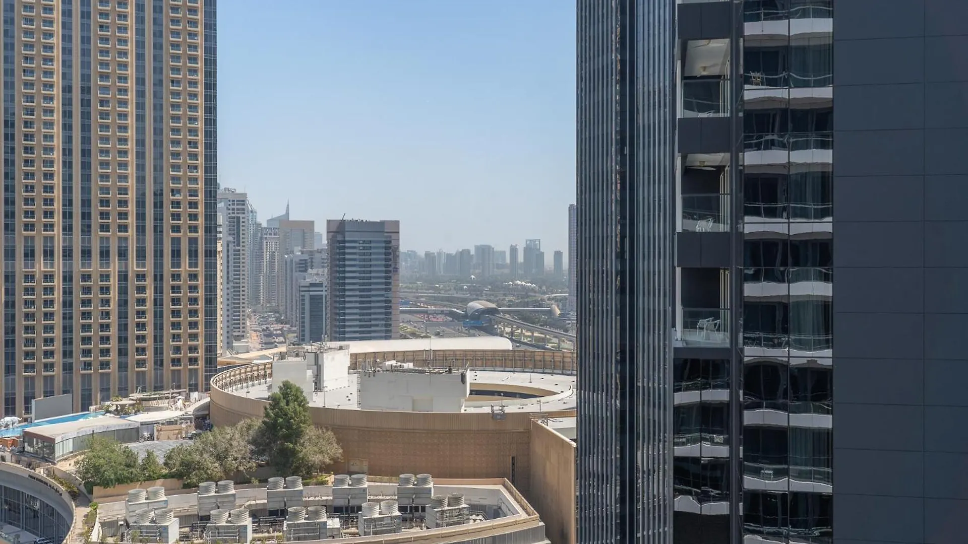 Contemporary 2-Bedroom Apartment In Silverene Dubai United Arab Emirates