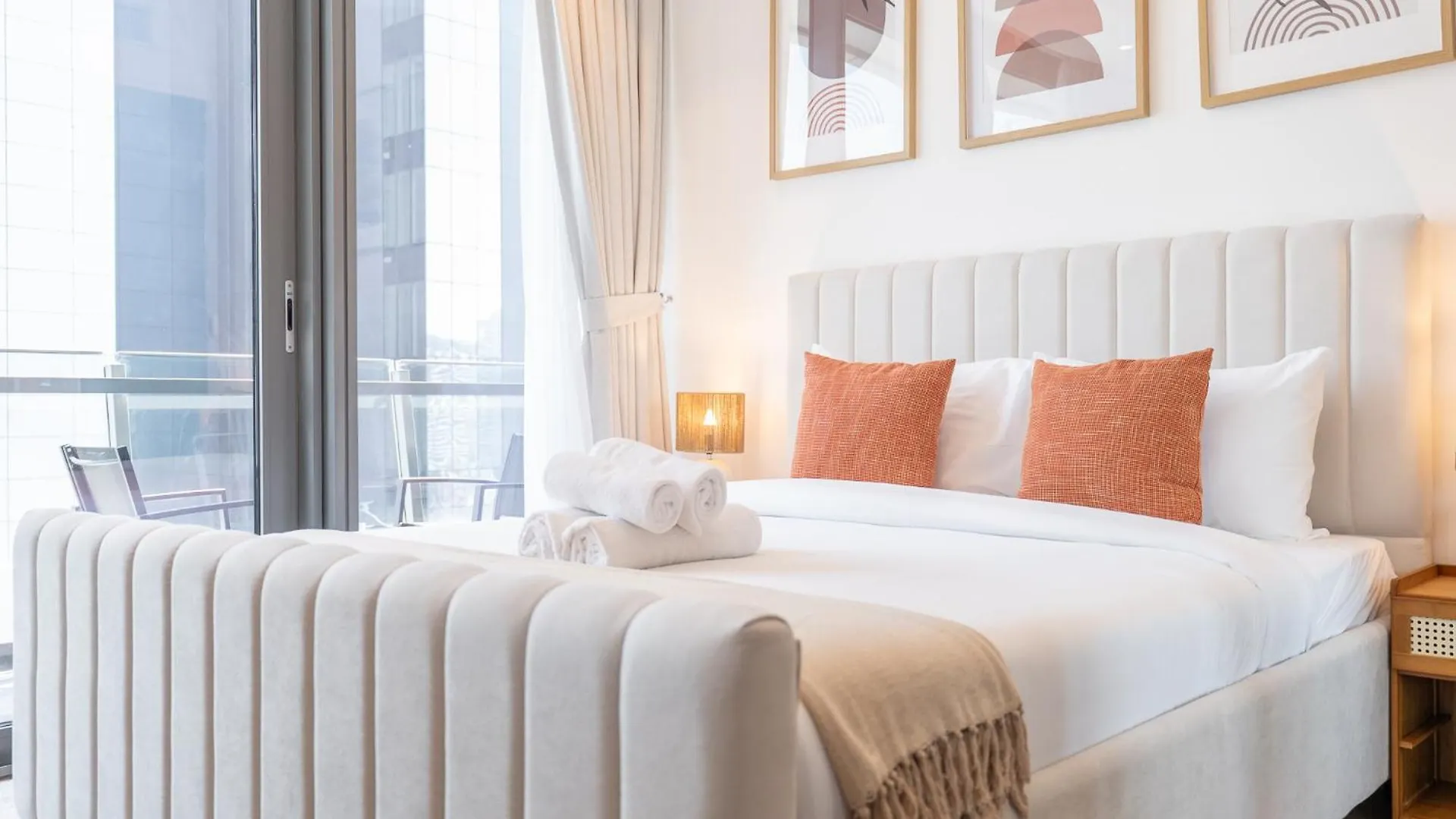 Contemporary 2-Bedroom Apartment In Silverene Dubai